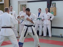 Uraken-uchi.jpg